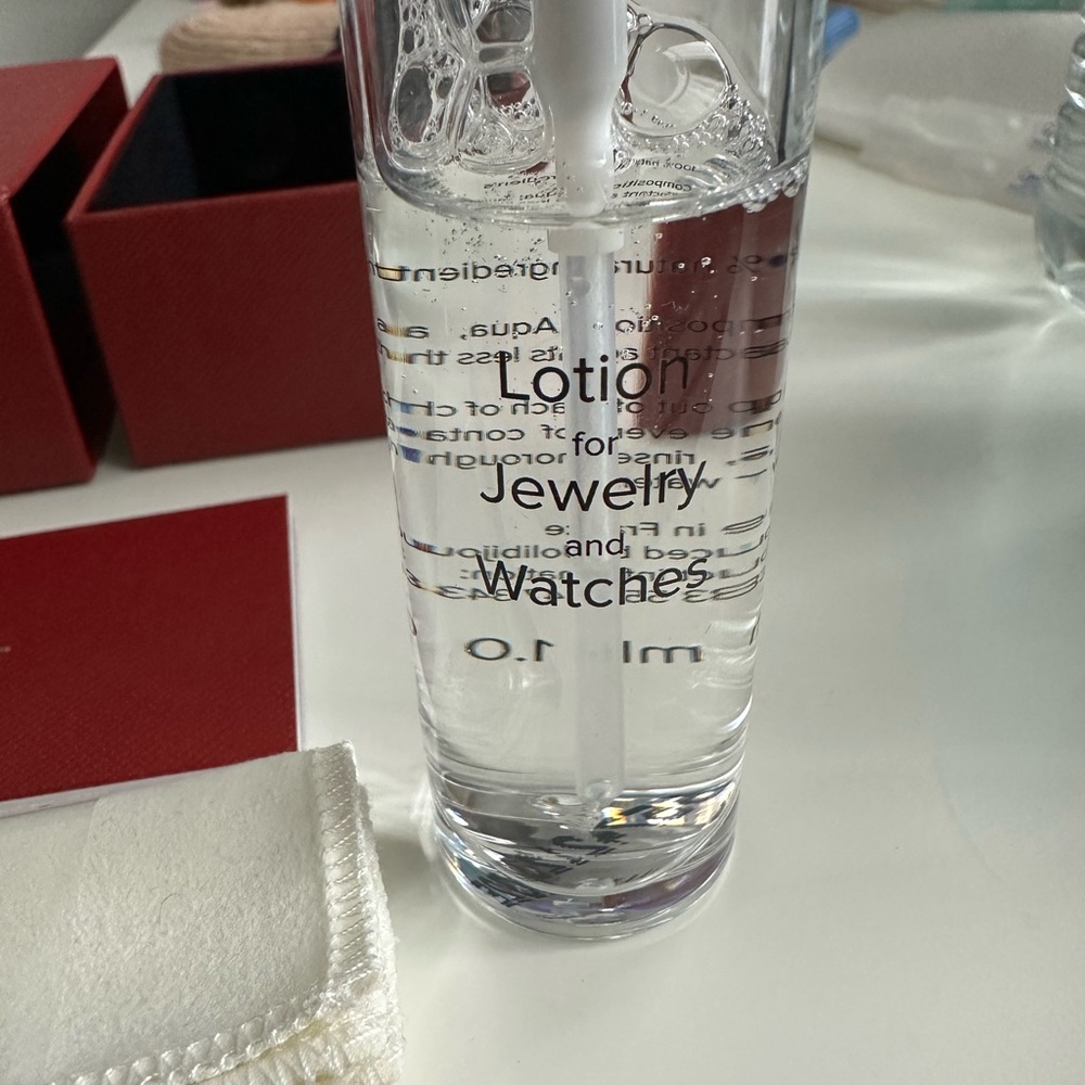 Cartier Jewelery & Watch Cleaning Kit - Picture 3 of 4